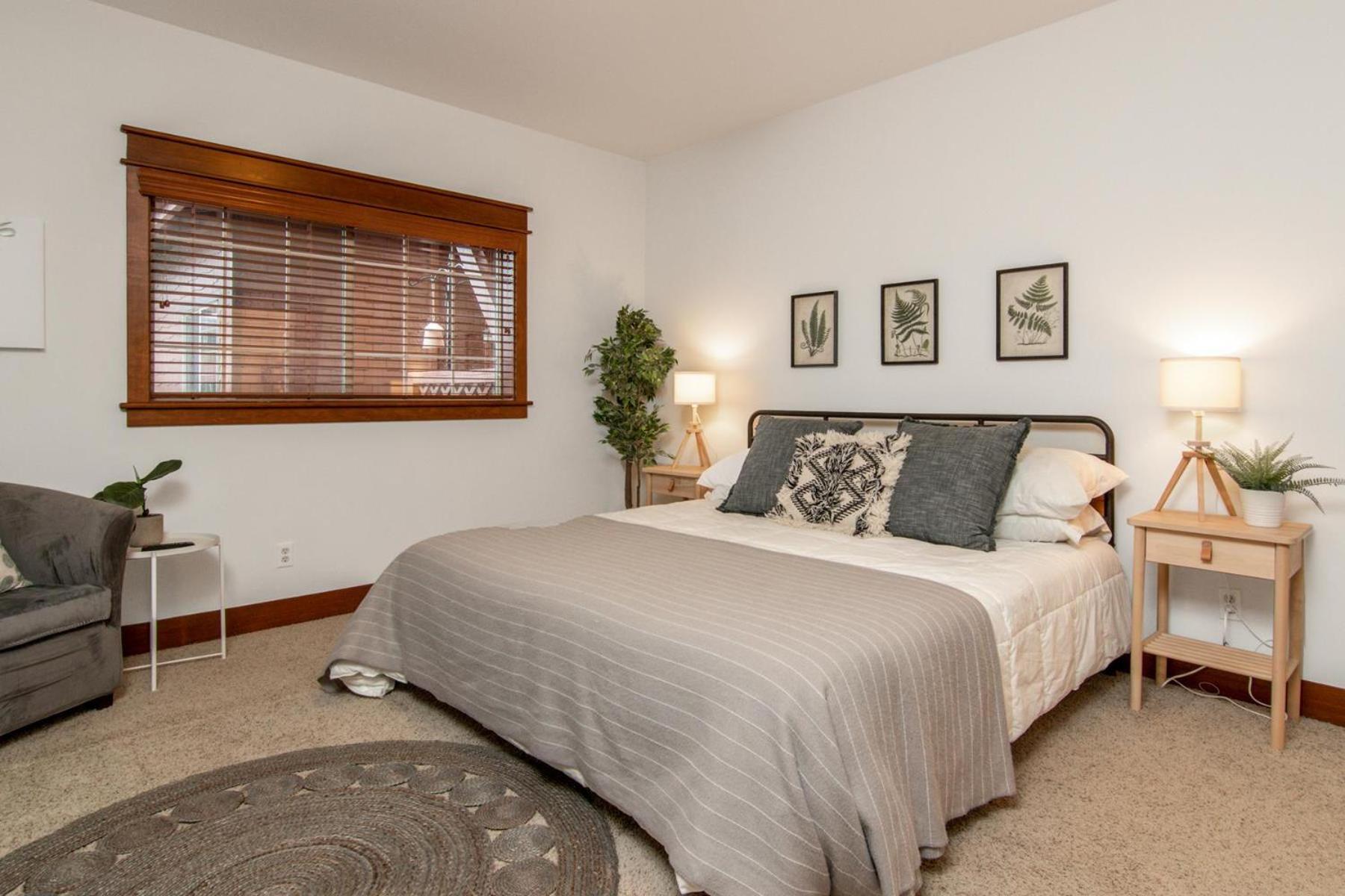 Modern Riverstone Condo With Grand Deck - Steps To Shops, Restaurants, Trails And River Coeur d'Alene Exterior photo