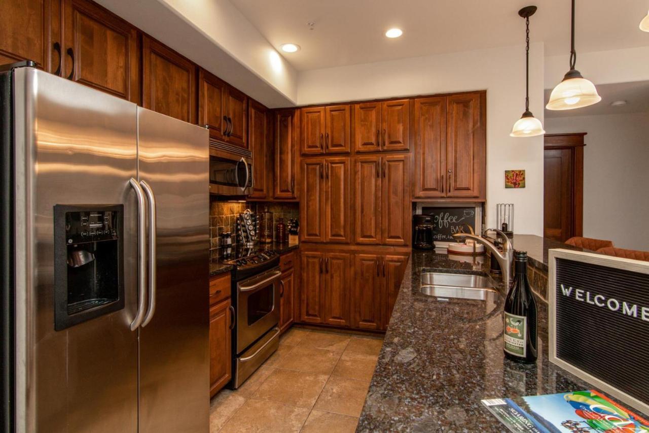 Modern Riverstone Condo With Grand Deck - Steps To Shops, Restaurants, Trails And River Coeur d'Alene Exterior photo
